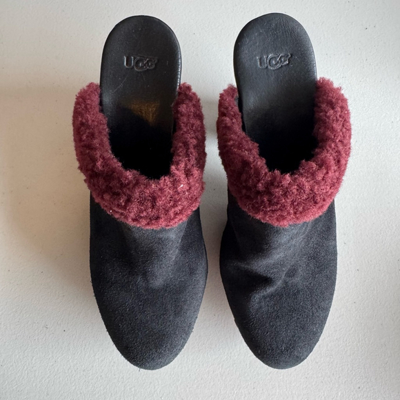 UGG Adele Clog Heels Mule Size 11 Black and burgundy - Picture 1 of 8